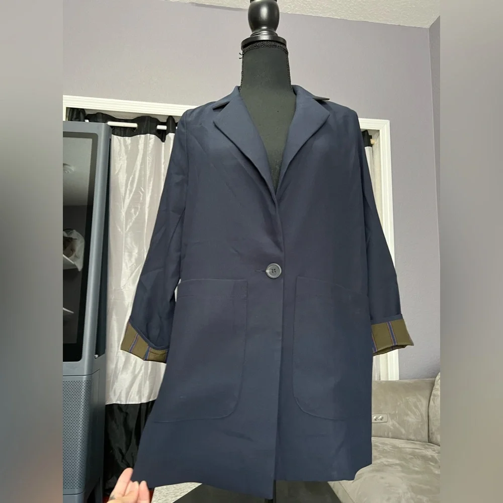 Blazer - Picture 5 of 7